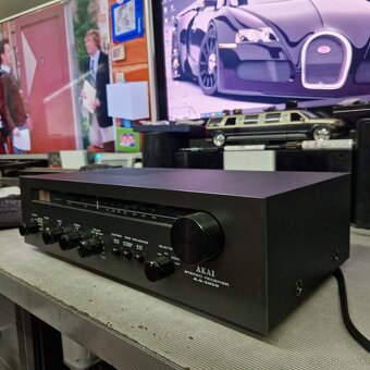 AKAI AA-1010...FM/AM stereo receiver... - 4