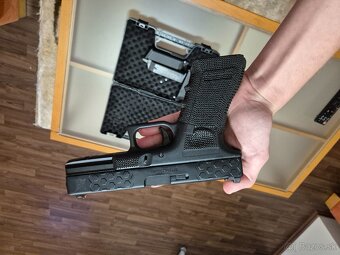 Predám airsoftovú pistol Delta Armory po03 - 4