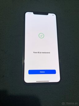 Predám iphone XS MAX 64GB Biely poškodené zadné sklo - 4