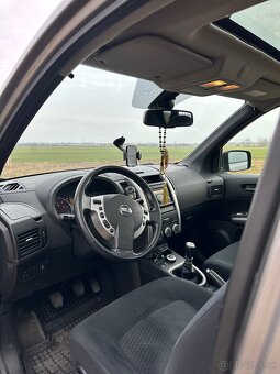 Nissan X trail - 4