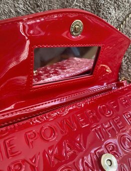 Červená kabelka Mary Kay - 4