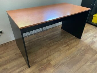 Kancelársky stôl - 4