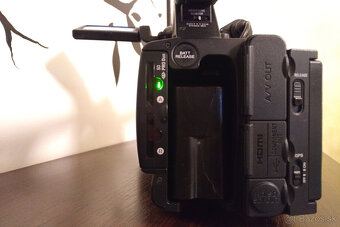 Videokamera SONY HXR-NX5 - 4