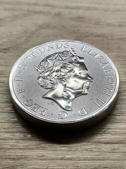 2oz Queen Beats 2021 999.9 - 4