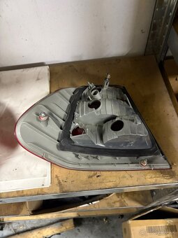 Zadné svetla BMW e46 sedan po FL - 4