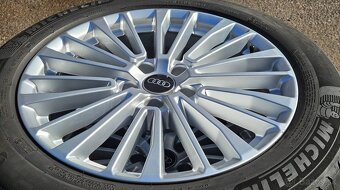 Originální Audi R18 8J ET39 – kvalitní Michelin – - 4