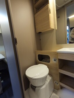 🚐 Prenájom karavanu – Weinsberg CaraCito 470 EU - 4