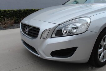 Volvo V60 2.0 D4 Kinetic - 4