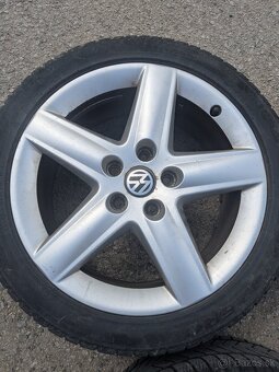 Originál Audi elektróny R17 225/45 - 4