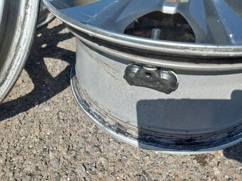 Predám hlinikove disky R16, 5x114,3 - 4