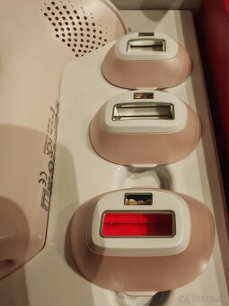 Nový nepoužitý Philips Lumea Series 9000 IPL depilátor - 4