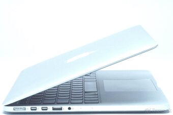 ZÁRUKA/Macbook Pro 13.3"/I5 2.4GHZ/8GB RAM/256GB SSD/CZ - 4