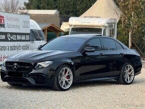 Mercedes-Benz AMG E63s 4M Panorama, 360k, Burmester, 750PS - 4