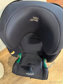 Predám autosedačku Britax Römer ADVANSAFIX M i-SIZE - 4