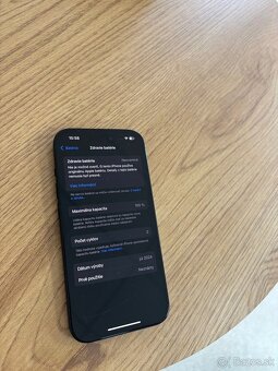 Apple iPhone 15 256GB BLACK - 4