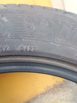 Ponúkam 2ks pneu 205/55r17 letne Michelin - 4