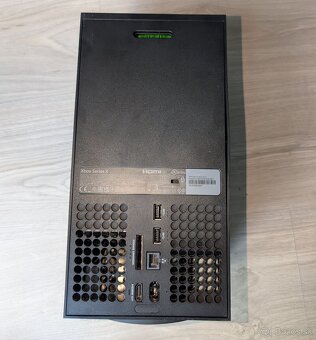 Xbox Series X 1TB + 2x ovládač - 4