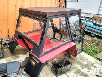 Kabína Zetor - 4