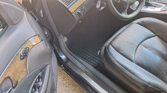 Mercedes-Benz W211 - 4