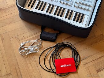 Access Virus Ti2 Polar + deluxe bag - 4