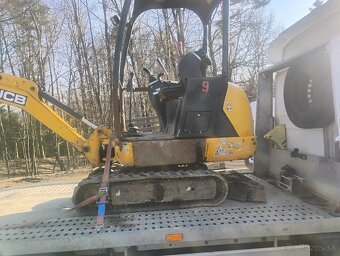 Predám JCB 8018 - 4