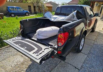 Mitsubishi L200 131Kw 2.5 nafta - 4