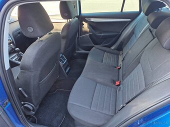 Škoda Octavia Combi 2.0 TDI Ambition - 4