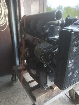 Motor Zetor 7001 - 4