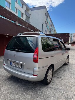 Peugeot 807 2.0 HDi 100kW 7(8) miestne - 4