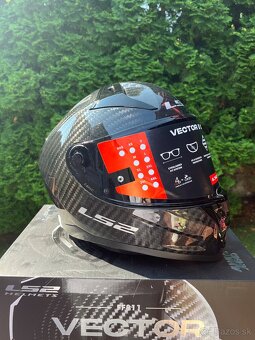 LS2 VECTOR II CARBON FF811 - 4