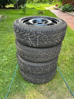 R16 Zimné pneu + plechové disky Ford - 4