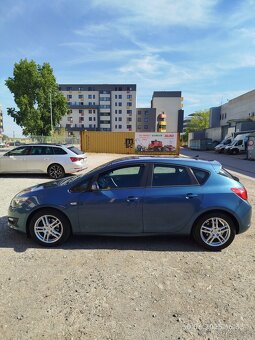 Opel Astra J 1, 7 CDTI ekoflex - 4