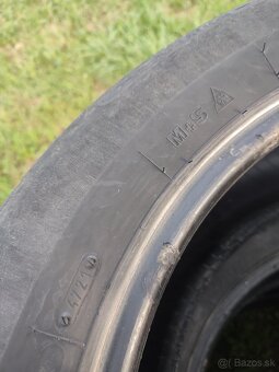 255/55R18 - 4