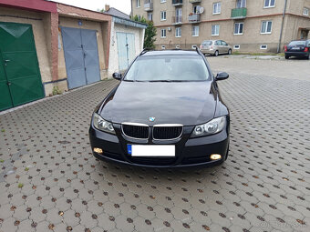 BMW E91 320d Touring 6- st, Manuál - 4
