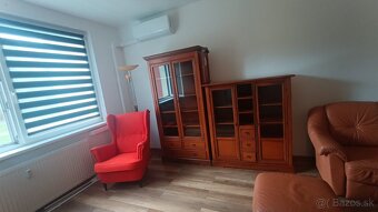 Na prenájom veľký 2 izbový byt Nitra - spodok Klokočiny, skv - 4