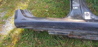 Superb 2 kombi pravý podbeh (bočnica)08-15 - 4