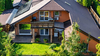 PREDAJ RODINNÝ DOM S BAZÉNOM A PRIESTOROM NA PODNIKANIE - 4