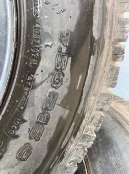 LR DEFENDER 7,5 R16 C s pneu MICHELIN - 4