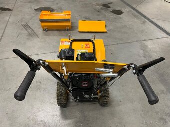 Multifunkčná snehová radlica / zametač - 4