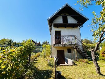 Exkluzívne záhrada s chatkou- Pozdišovce - 4