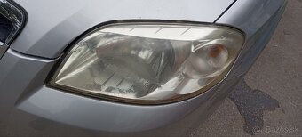 Chevrolet Aveo - 4