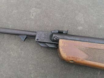 Predám vzduchovka Slavia 631 model 77 - 4