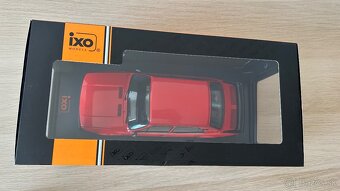 ŠKODA 130LR 1988 červená 1:18 IXO - 4