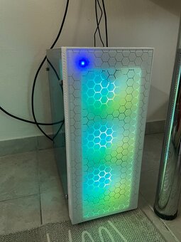 Herný PC Intel i5-4440 + Radeon RX 570 GAMING X 4G - 4