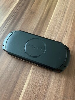 Sony PSP E1004 - 4