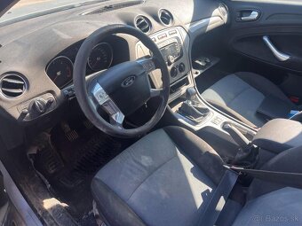 Predám náhradné diely na Ford Focus 2 1,8tdci - 4
