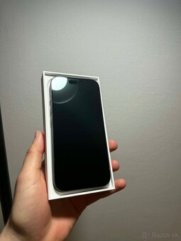 Apple iPhone 17 256GB Black - 4