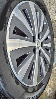 Skoda superb r17 elektrony. Top stav. Letné pneu. - 4