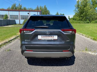 TOYOTA RAV4 2,0 129kW - 4