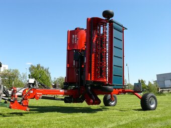 Pásový shrnovač Fransgard SV–8300SE - 4